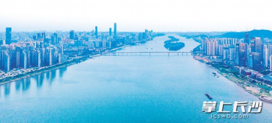 ��ɳӵ��������ɽˮ�޳���ò�����ĺ����Ļ����̡����ȵķ�չ���ܡ������������о����顣����ͼƬ��������Դ���Ϊ��ɳ����ȫý�����������