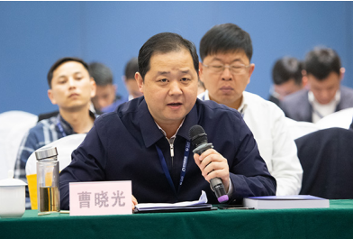 河南省许昌市委市政府督查局副局长曹晓光介绍工作经验.吴明江摄