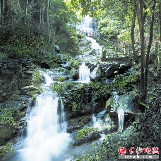 社港周洛，捞刀河的发源地，景色迷人。社港镇供图