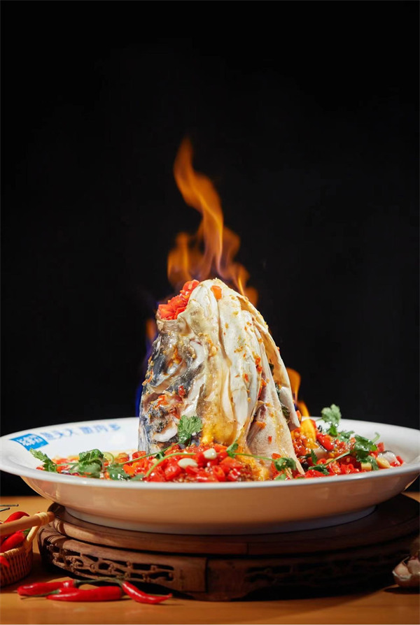 坛宗剁椒鱼头。受访单位供图