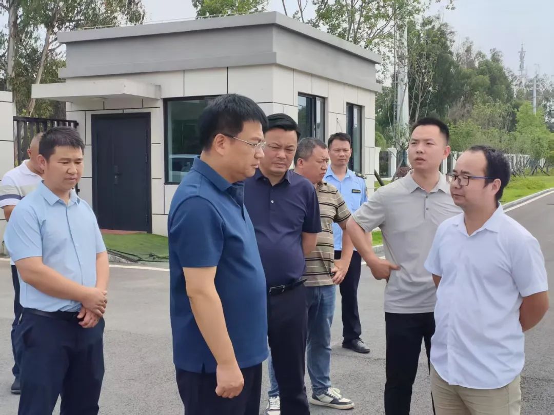 守护一江碧水│何厚德带队督导生态环境保护工作     